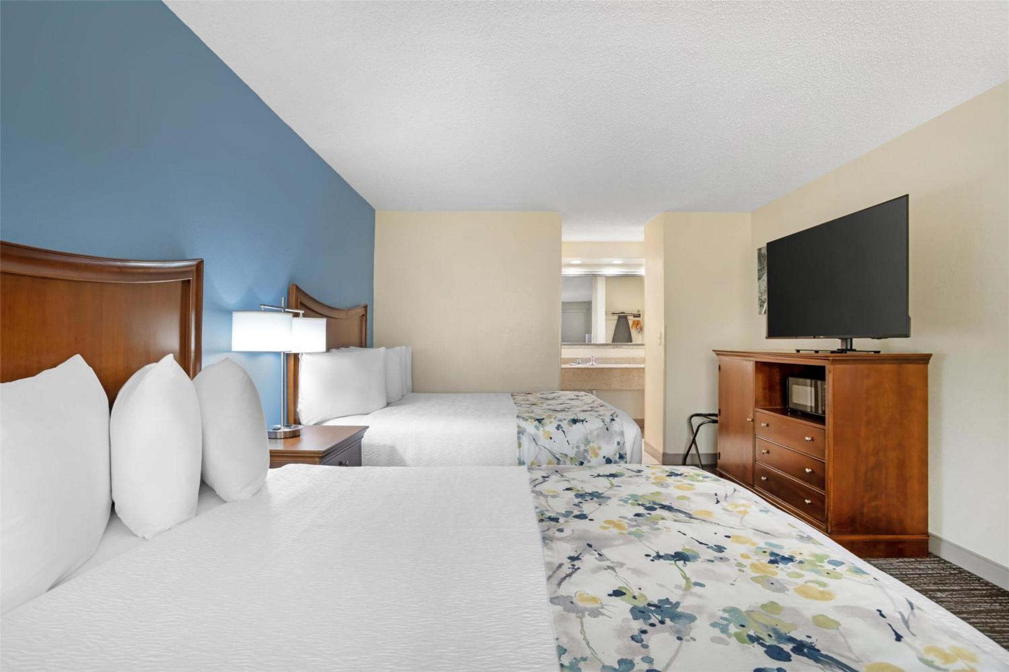 Best Western Inn & Suites Монро Екстериор снимка