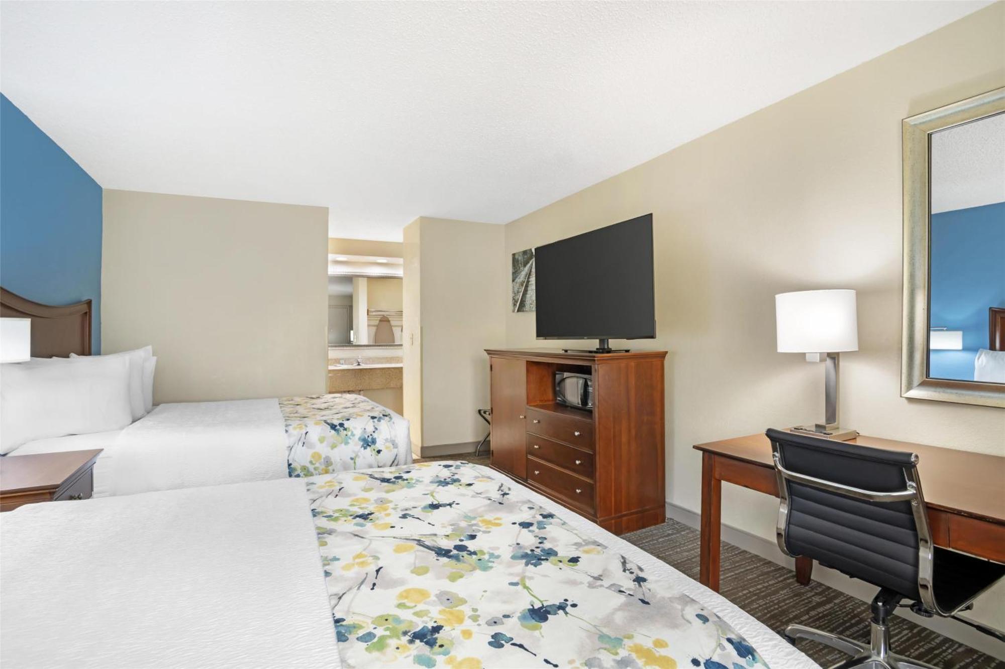 Best Western Inn & Suites Монро Екстериор снимка
