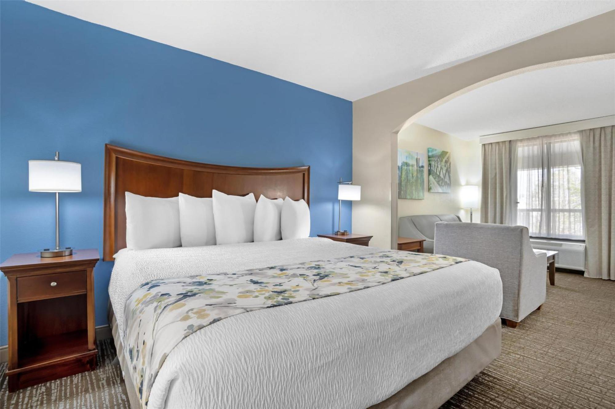 Best Western Inn & Suites Монро Екстериор снимка