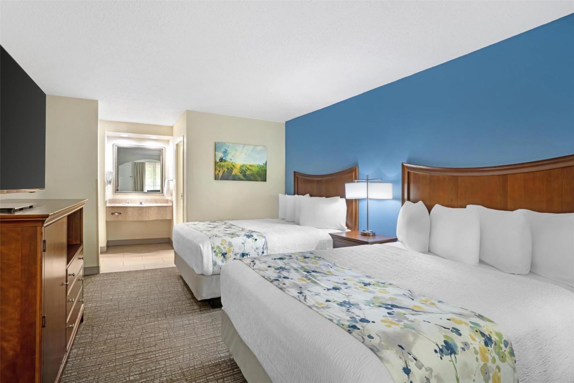 Best Western Inn & Suites Монро Екстериор снимка