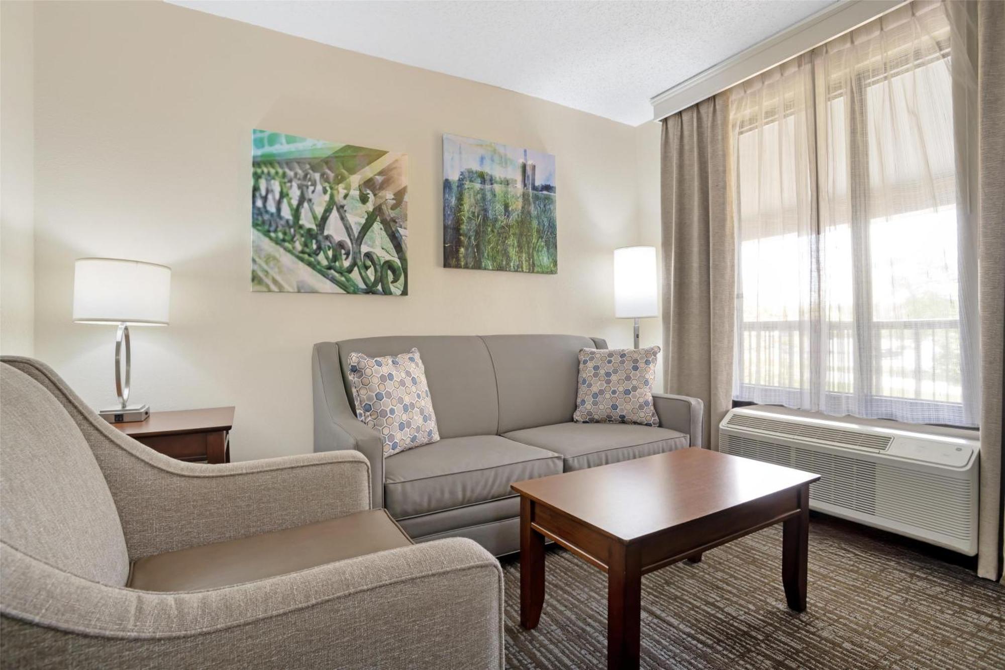Best Western Inn & Suites Монро Екстериор снимка