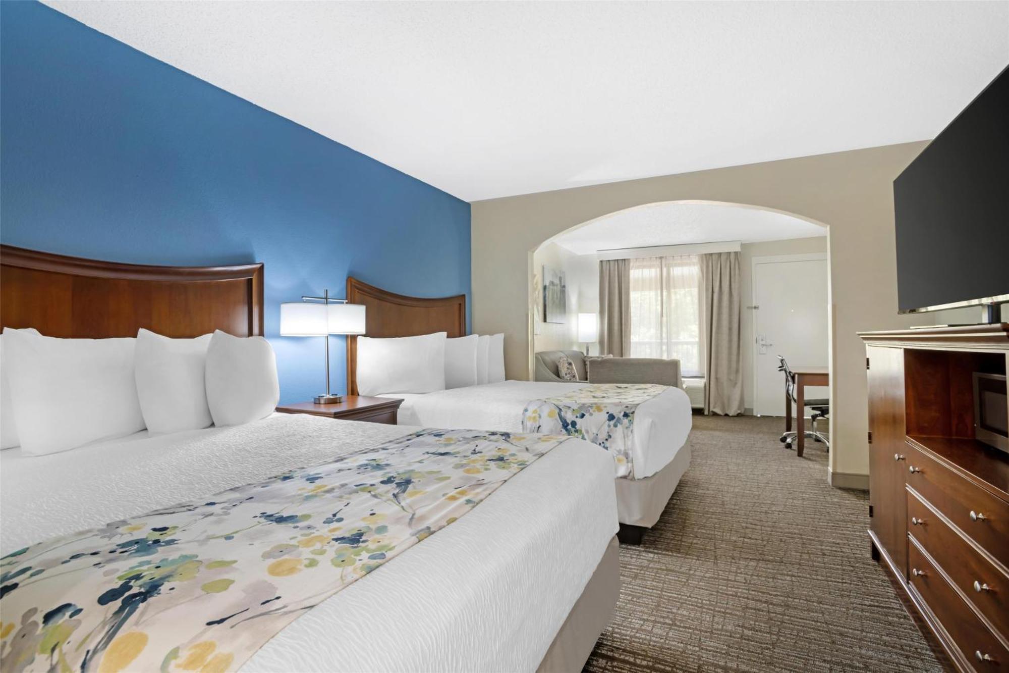 Best Western Inn & Suites Монро Екстериор снимка