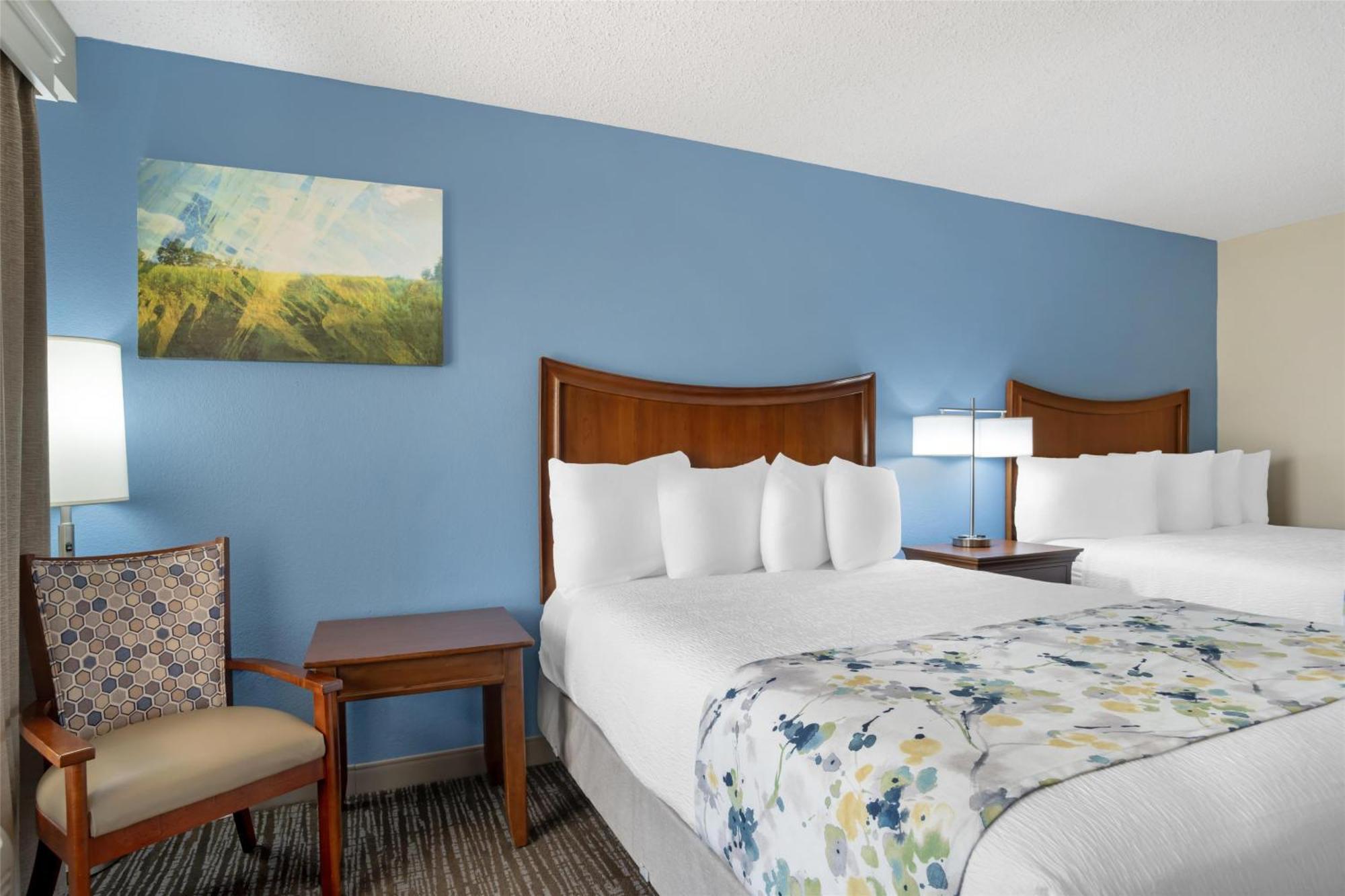 Best Western Inn & Suites Монро Екстериор снимка